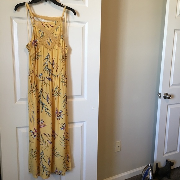 Roxy Yellow Floral Midi Dress - Picture 2 of 8